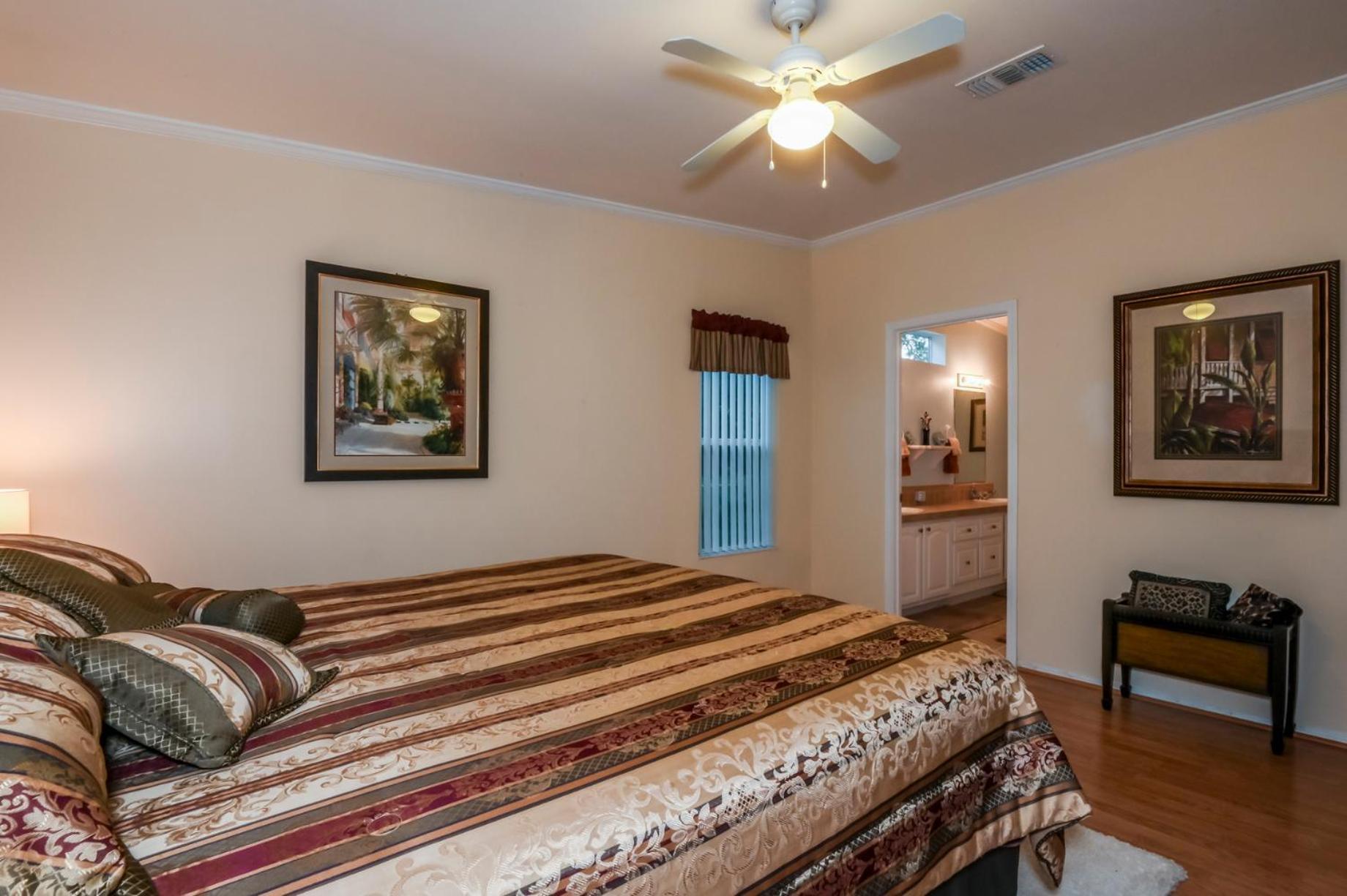 The Blue Nile! Your Florida Vacation Is Calling. Vacation, Leisure Or Business โฮโมซาสซา ภายนอก รูปภาพ