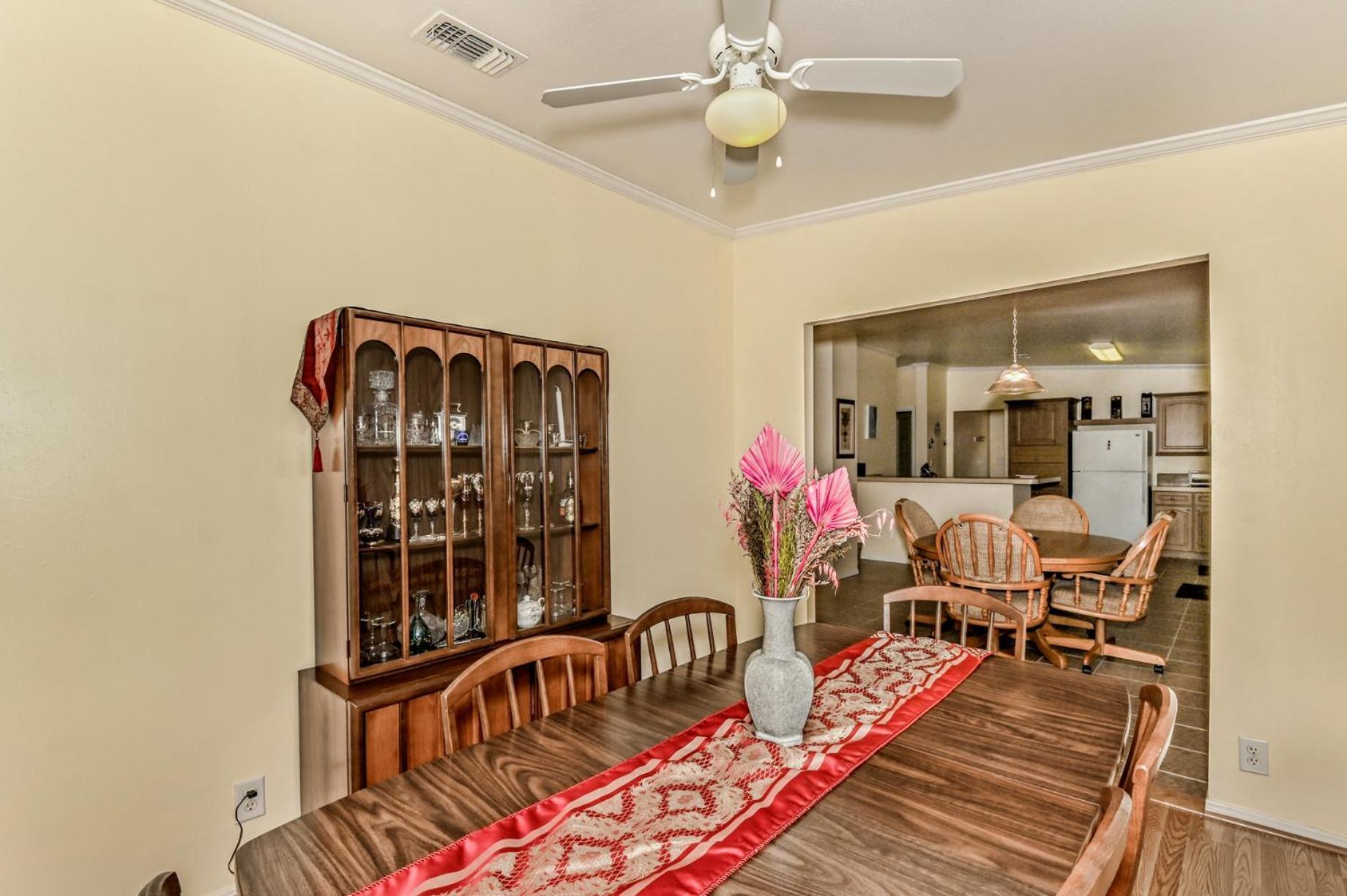 The Blue Nile! Your Florida Vacation Is Calling. Vacation, Leisure Or Business โฮโมซาสซา ภายนอก รูปภาพ